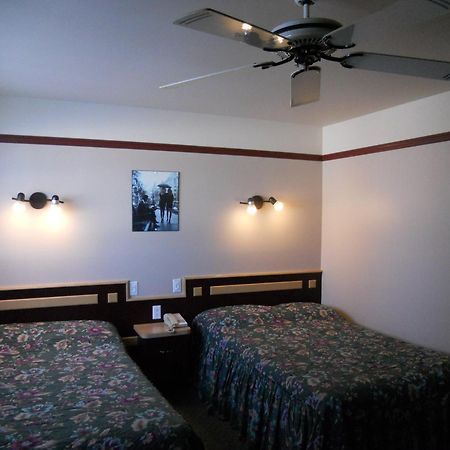 Motel Normandie Louiseville Buitenkant foto