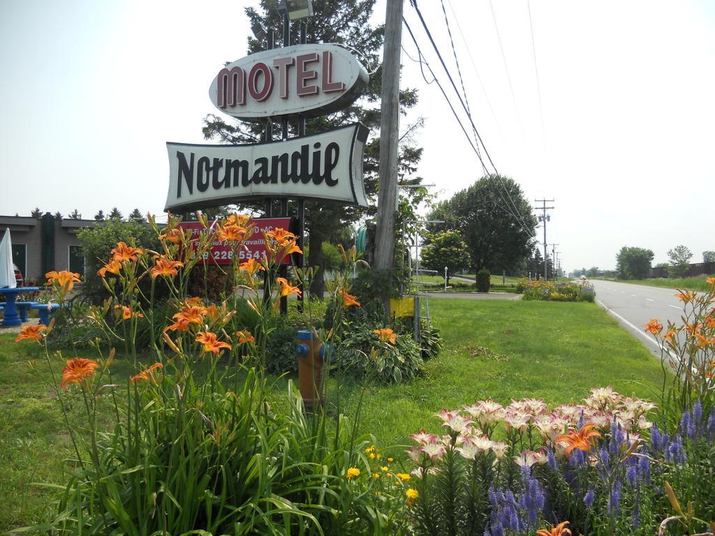 Motel Normandie Louiseville Buitenkant foto