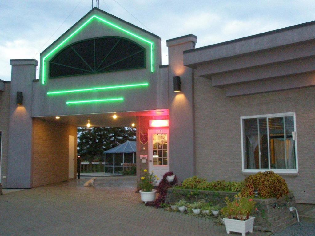 Motel Normandie Louiseville Buitenkant foto